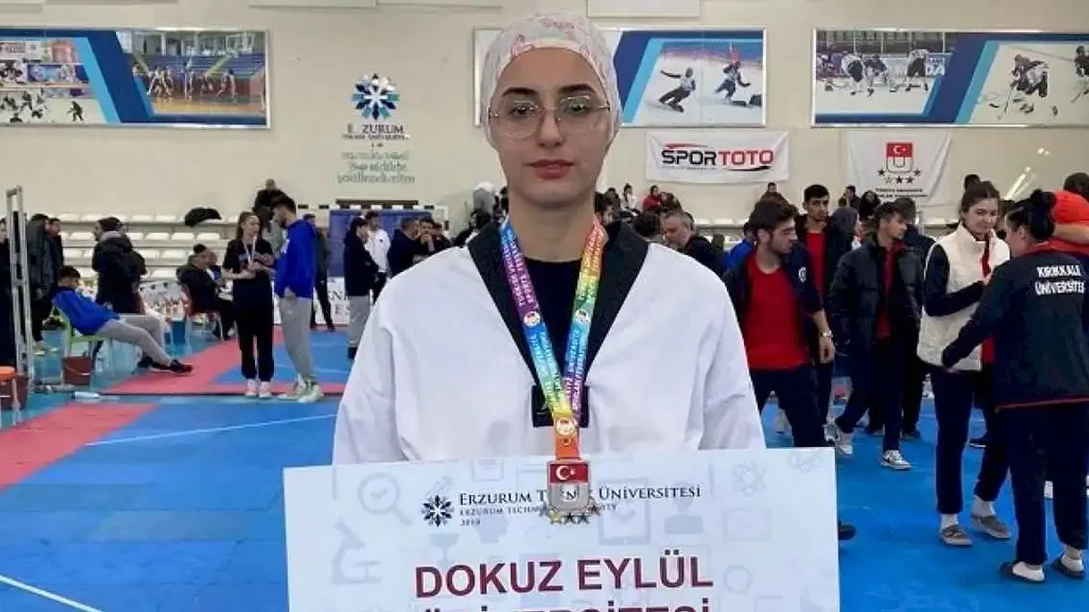 DEÜ'LÜ tekvandocudan Türkiye Şampiyonası başarısı