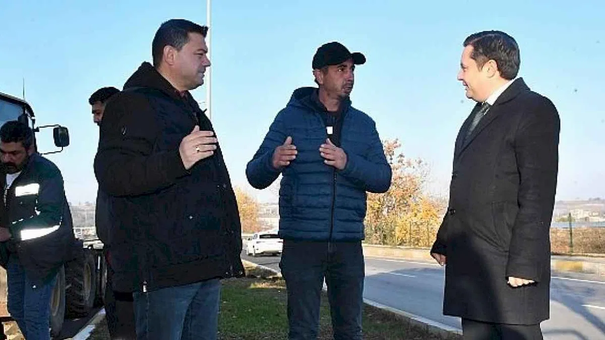 Lüleburgaz Belediyesi D-100'de peyzaj çalışmalarına başladı
