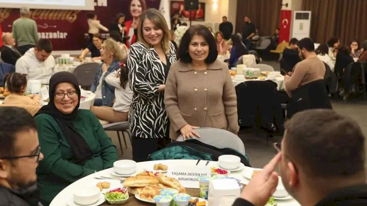 İzmit'te özel bireyler ve aileler aynı sofrada buluştu