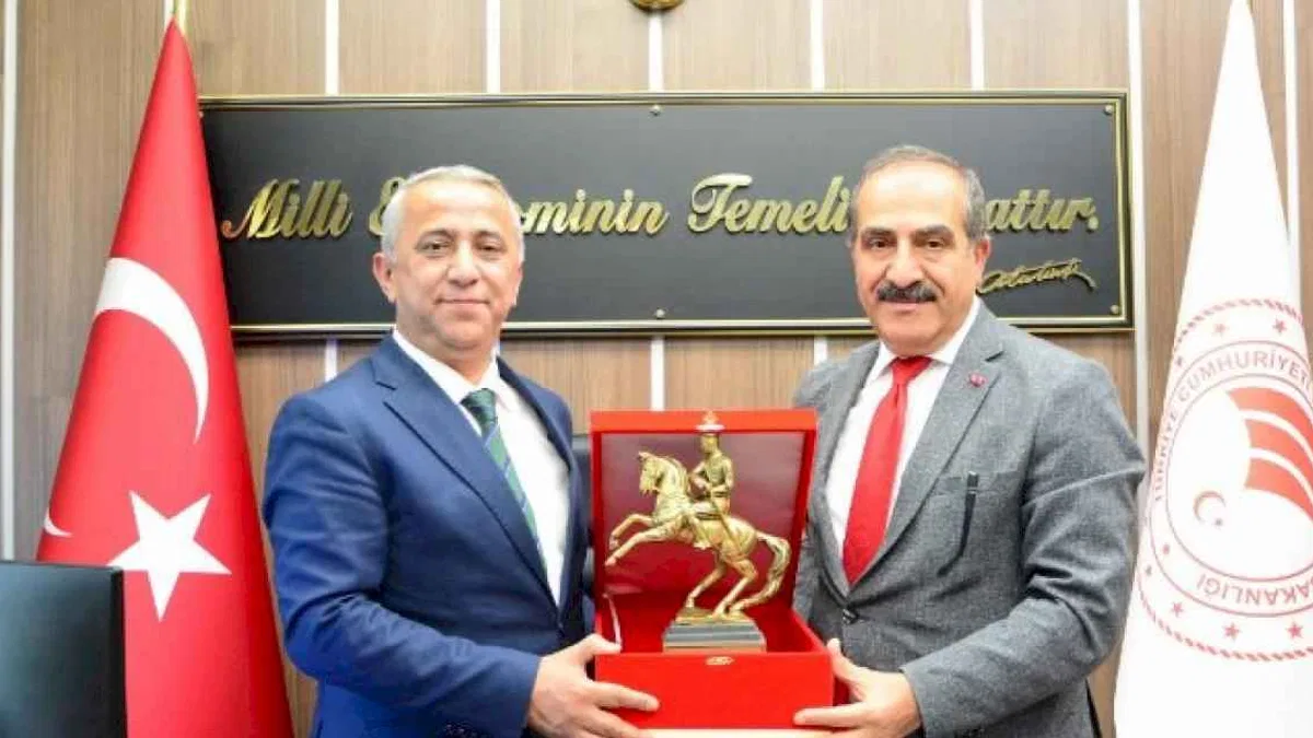 İzmir Samsun'a koçluk yapacak