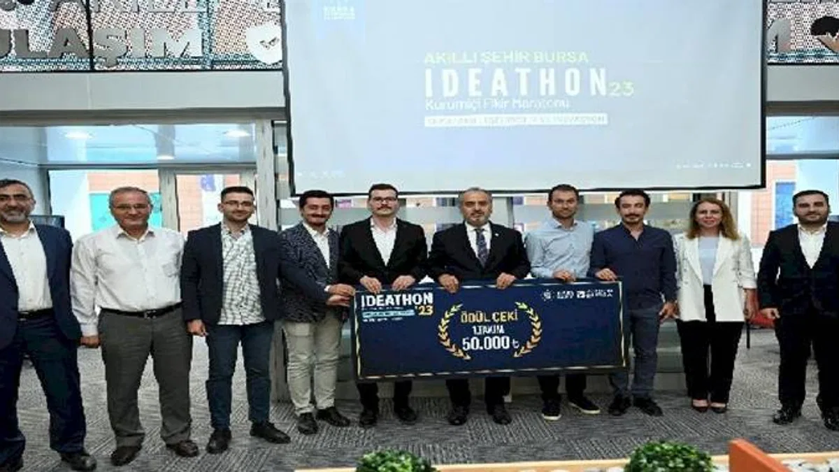 Bursa Büyükşehir'de personelin fikirleri ödüllendirildi