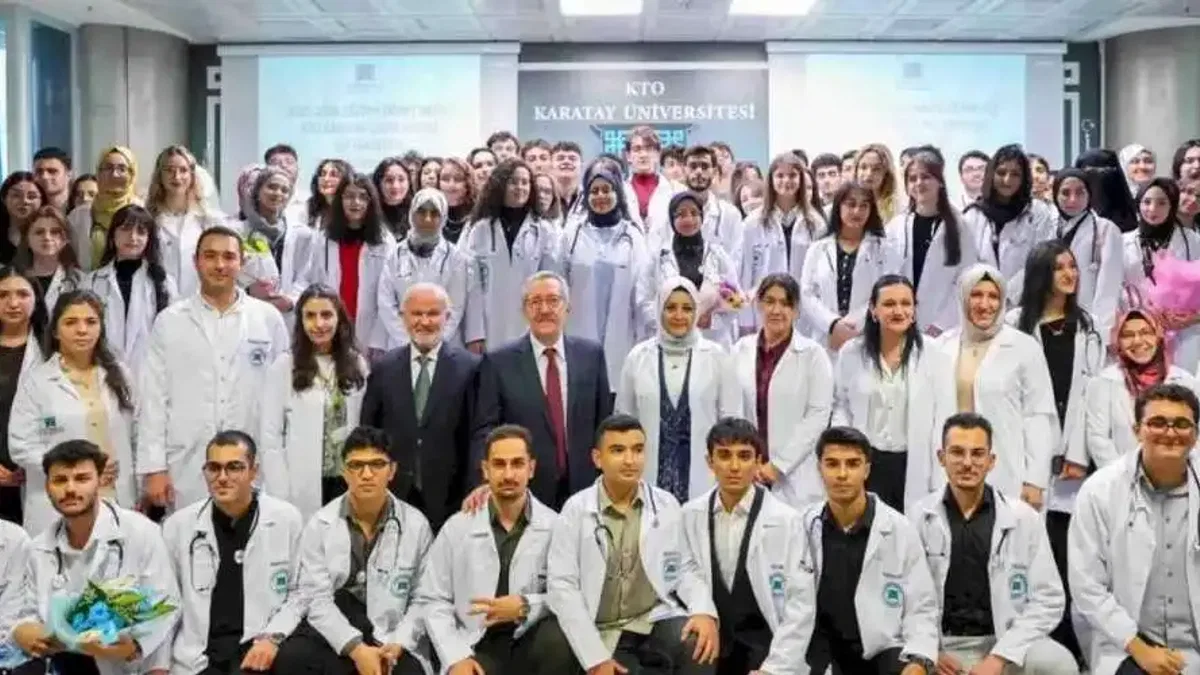 Geleceğin hekimleri Konya'da beyaz önlükleri giydi