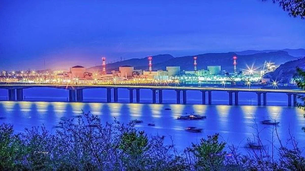 Çin'deki Tianwan NGS'nin 7'nci ünitesine ait reaktör kabı sahaya ulaştı