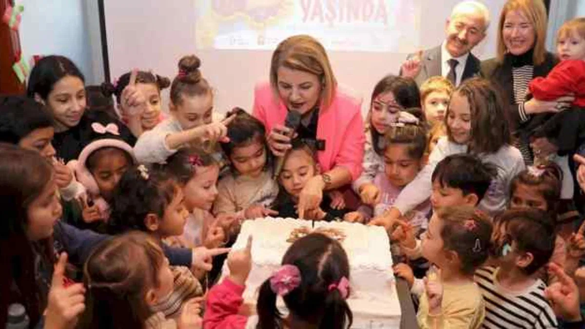 İzmit Oyuncak Müzesi ilk yaşını renkli etkinliklerle kutladı
