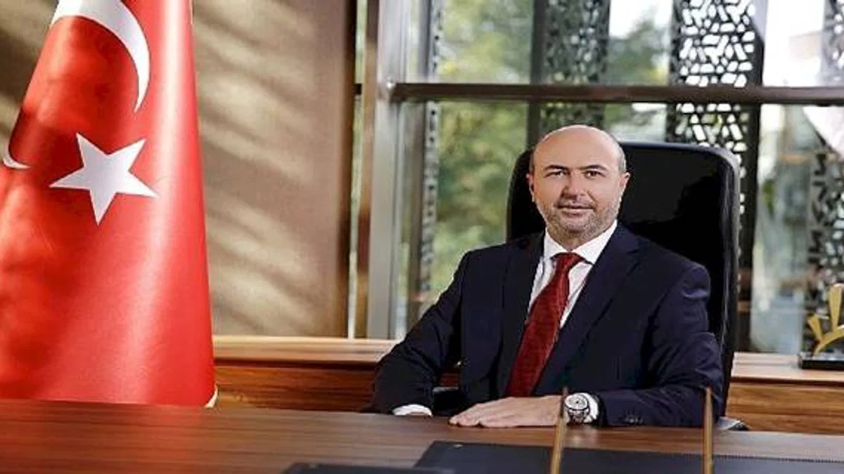 Hatay'daki çocukları unutmayan Selçuklu Belediyesi, 19-20 Ağustos tarihleri arasında Hatay'da ki 1. ve 2. Konya konteyner kentlerinde "Selçuklu'dan Hatay'a Kardeşlik Buluşması" mahalle şenliği düzenliyor