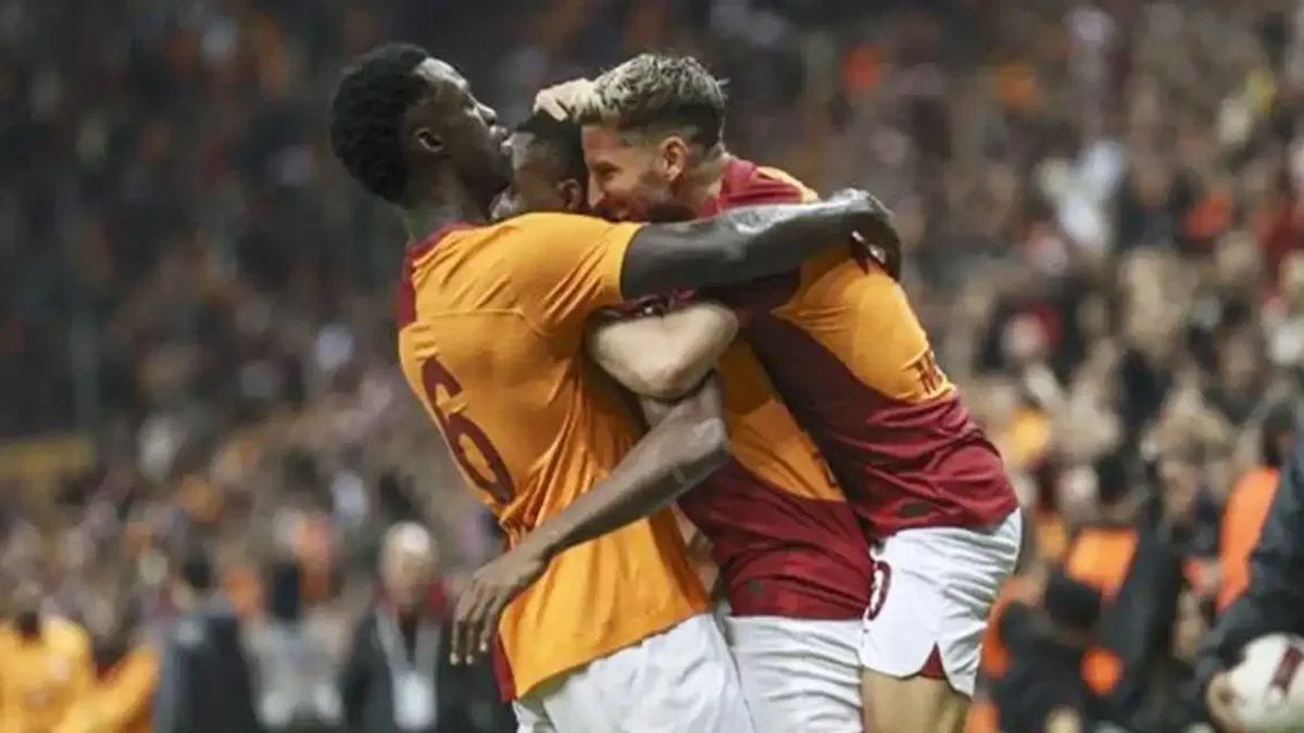 Galatasaray 4-0 Corendon Alanyaspor (Maç Sonucu) Aslan'dan gol şov!