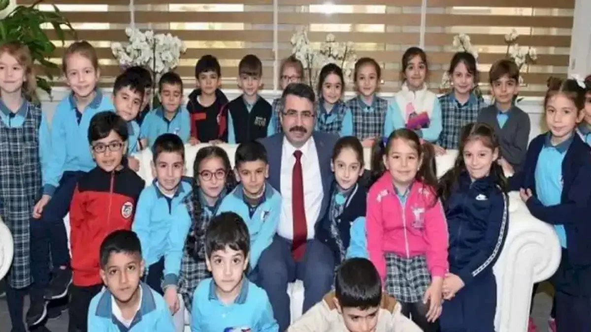 Başkan Yılmaz, "Kız çocukları, Allah’ın bir emaneti, milletin ikbal ışığıdır"