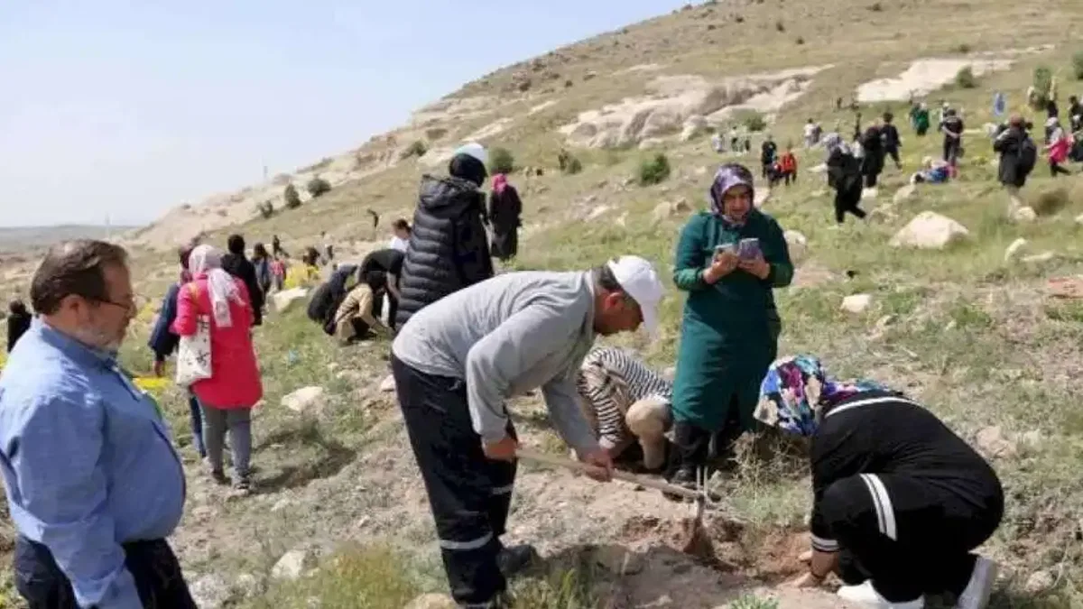Selçuklu’da fidanlar toprakla buluştu