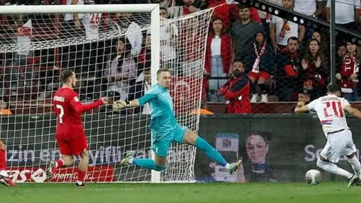 Türkiye 1-1 Ermenistan (MAÇ SONUCU-ÖZET) | A Milli Takım'dan beklenmedik kayıp!