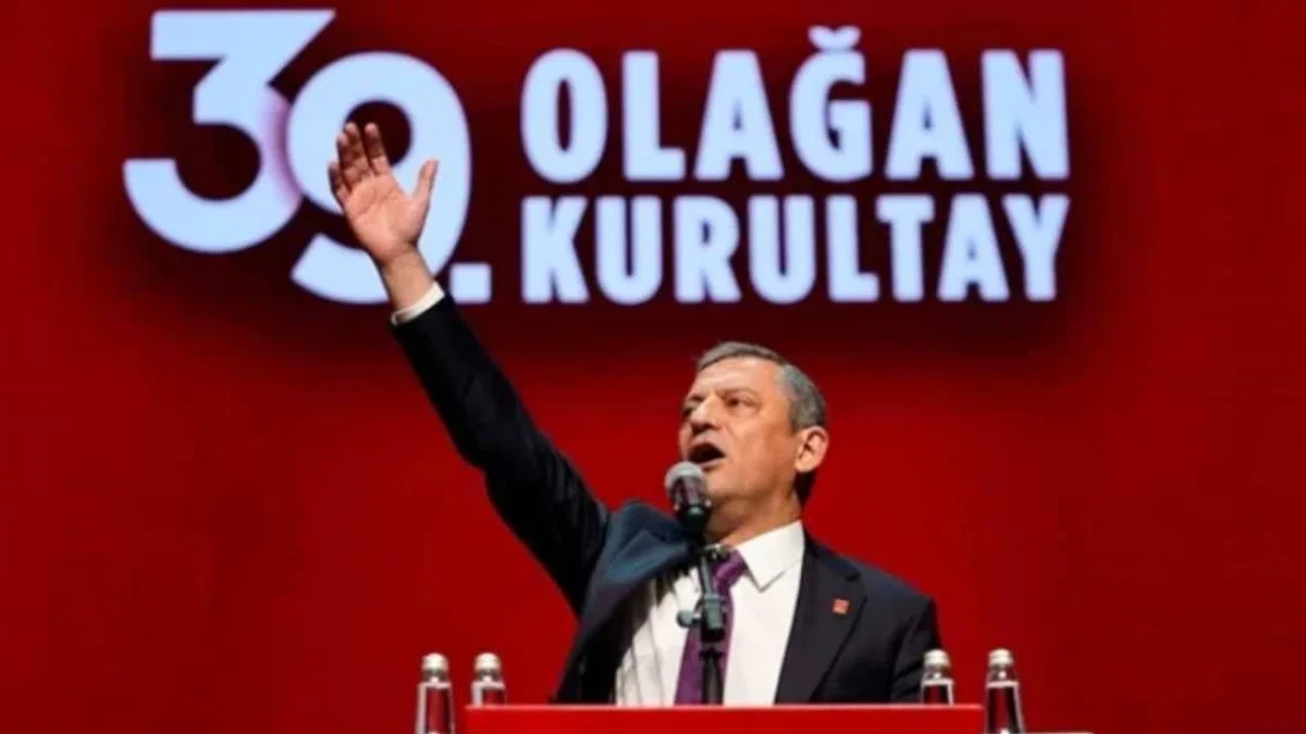 Özgür Özel yeniden CHP Genel Başkanı seçildi!