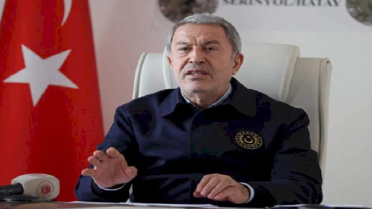 Bakan Akar: TSK ilk andan itibaren seferber