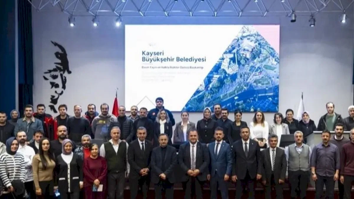 Kayseri Büyükşehir'den personeline eğitim yağmuru