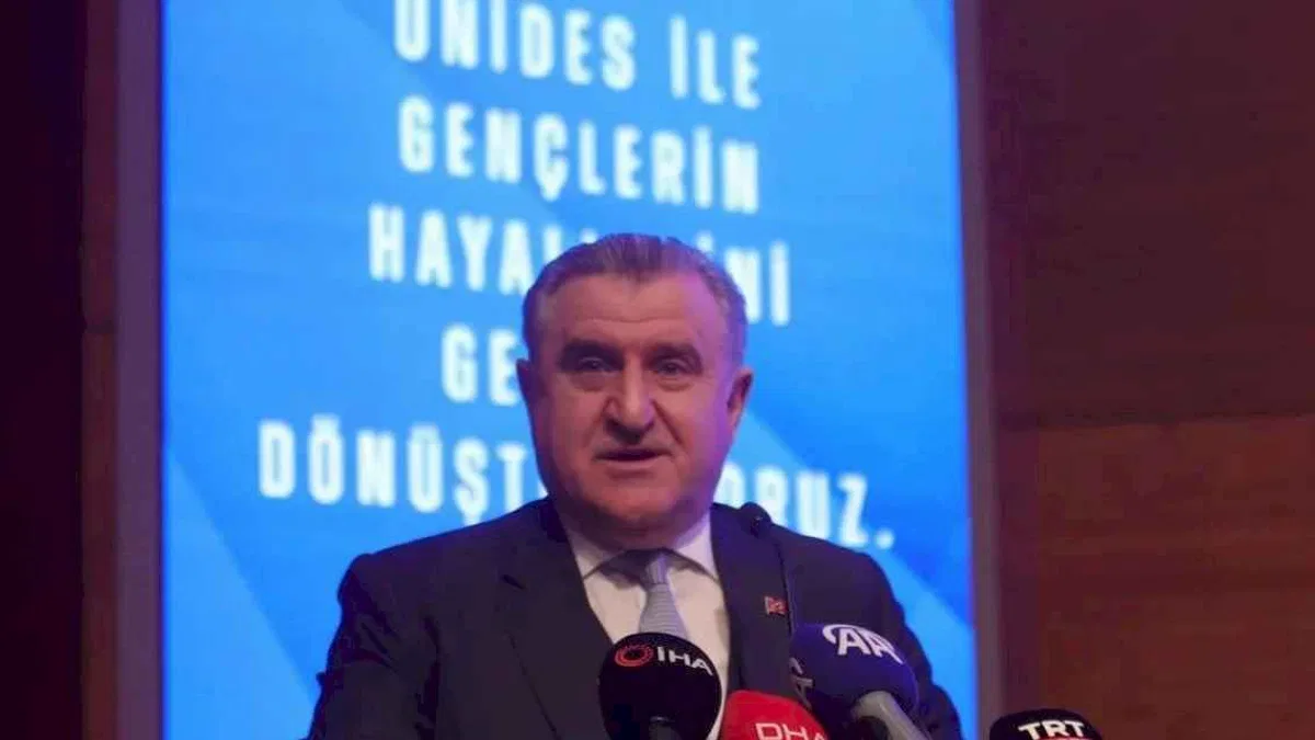 ÜNİDES'ten 701 projeye 42 milyon TL'lik destek