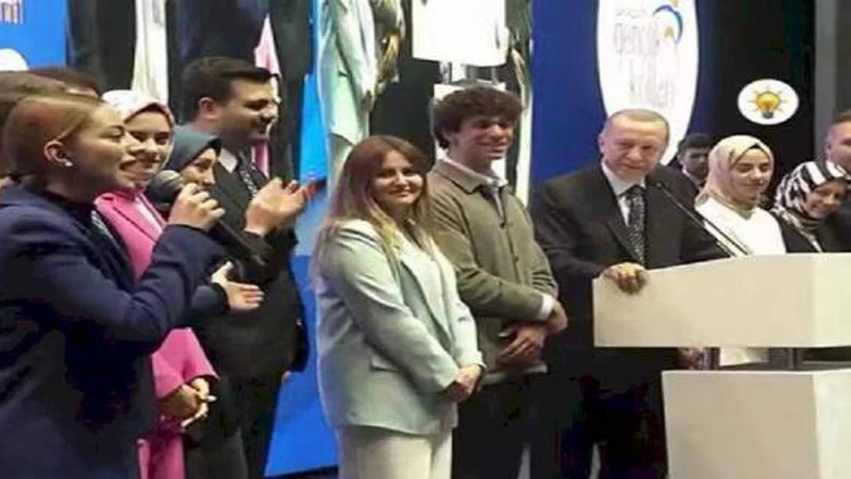 Cumhurbaşkanı Erdoğan Ankara'da gençlerle buluştu