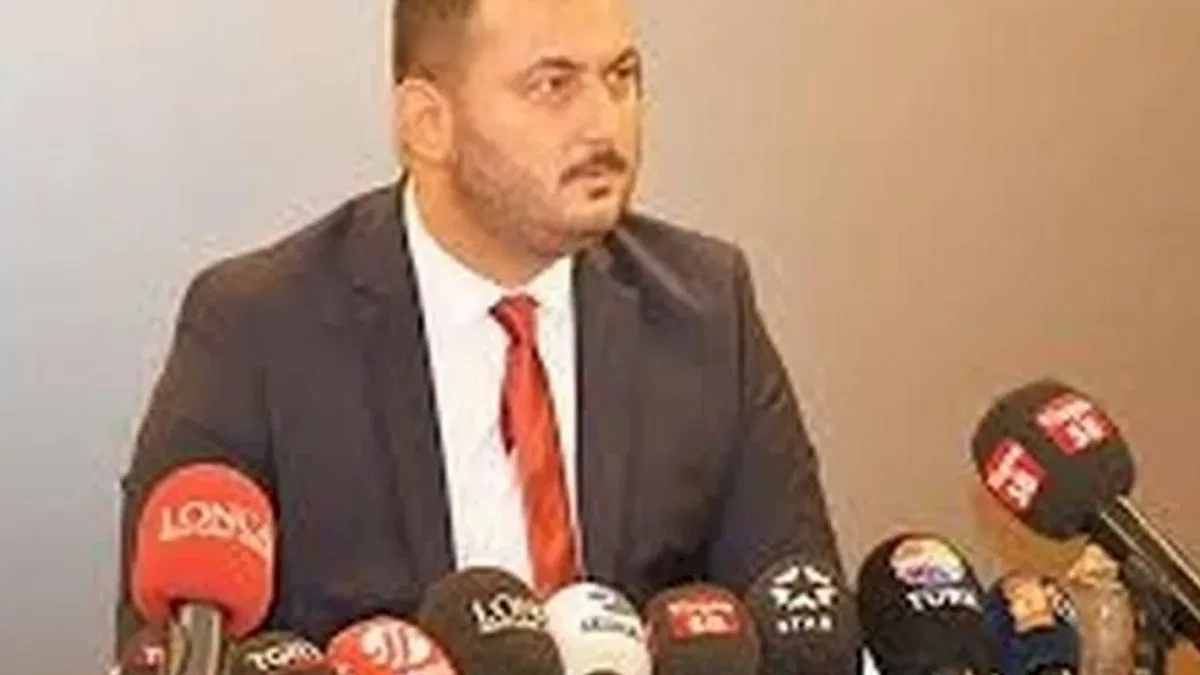 PTT'de yapılan tasarrufa Ahmet Sevim'den tepki