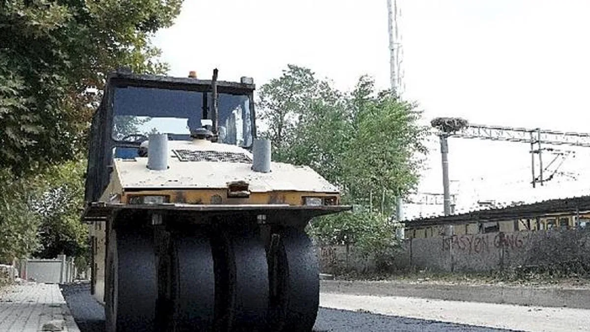 Demirhattı Caddesi'nde Çalışmalar Sürüyor