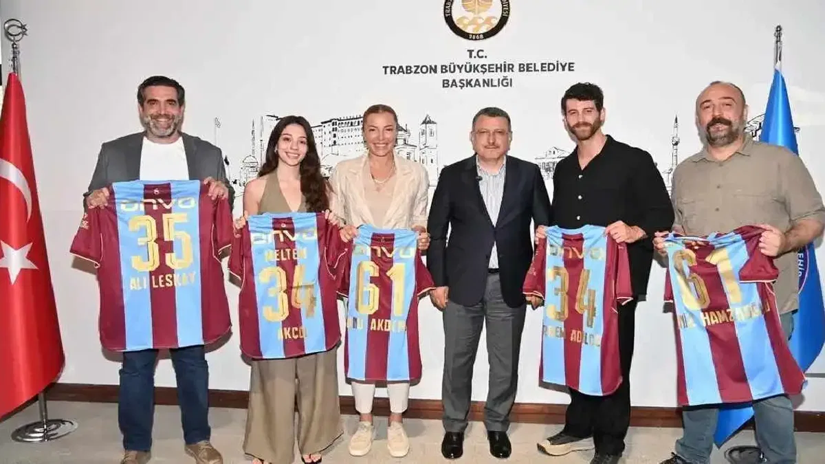 Başkan Genç, “Sevdam Karadeniz” ekibini ağırladı! Film Festivali Aralık’ta