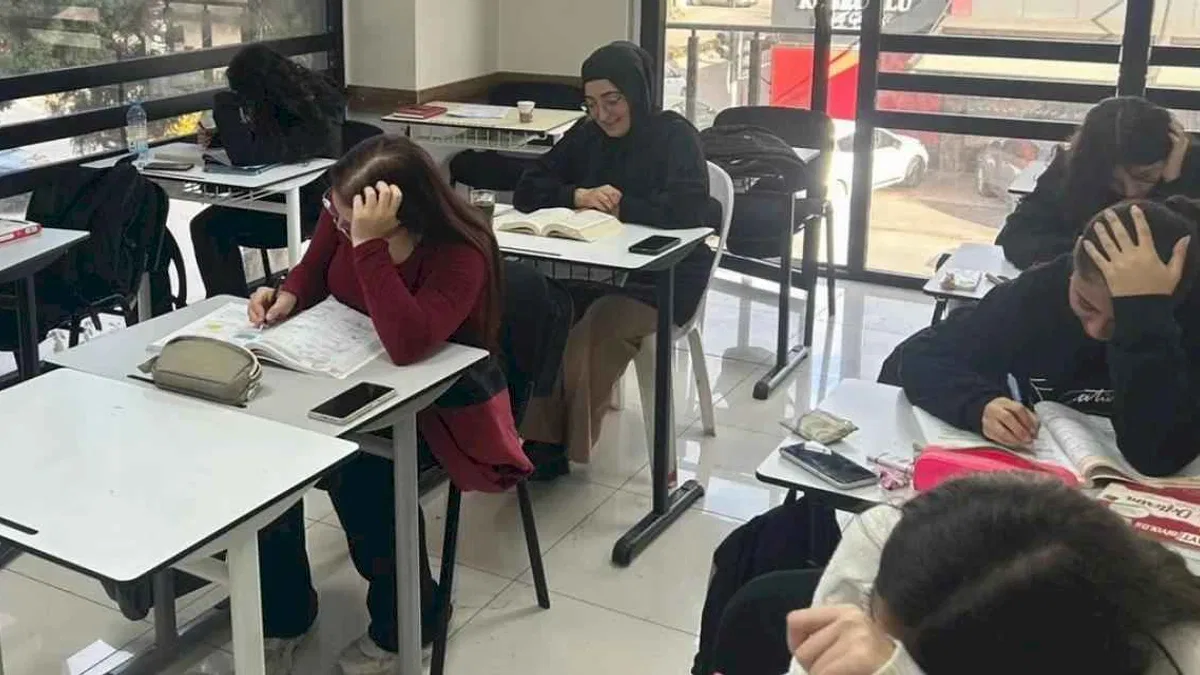 İzmit'te Çınar Akademide YKS ve LGS hızlandırma programı başladı