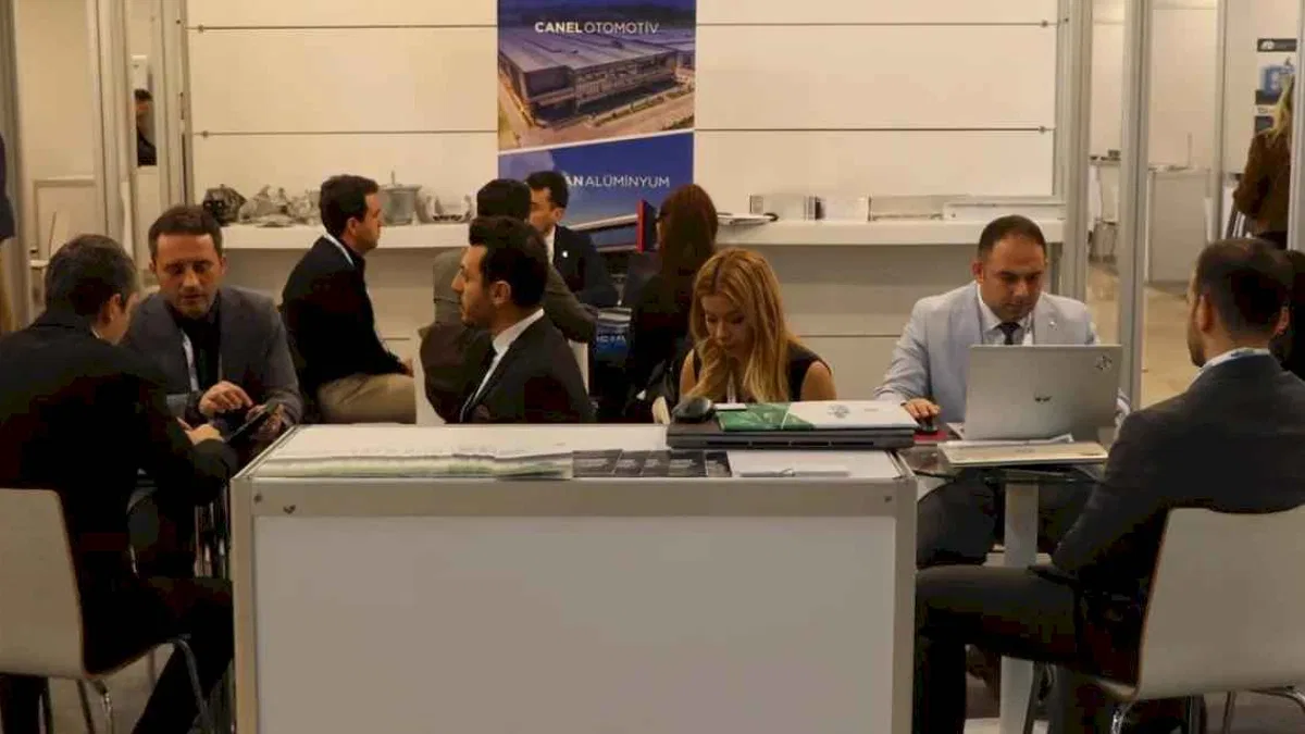 Bursa'da Yeşilova global otomotiv temsilcileriyle buluştu