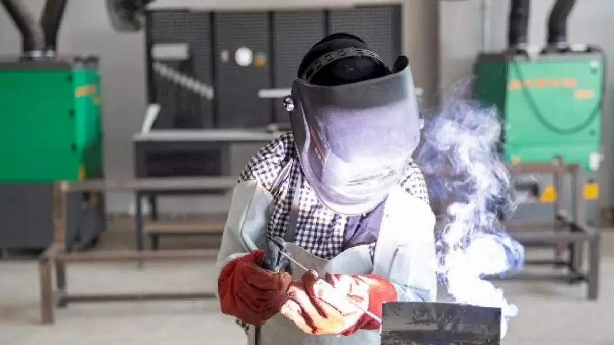 Kadınları ‘usta’ yapan proje: Kadın kaynakçılar