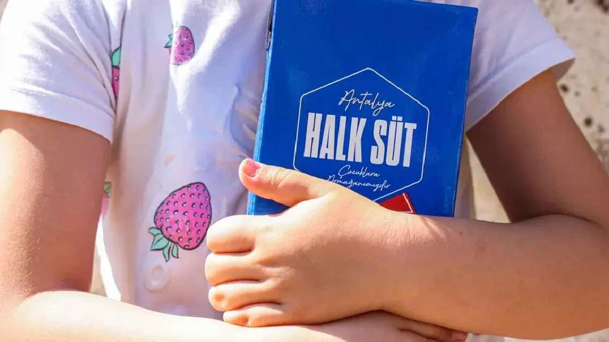 Antalya’da Halk Süt Projesi 2026’da 450 bin litre süt dağıttı