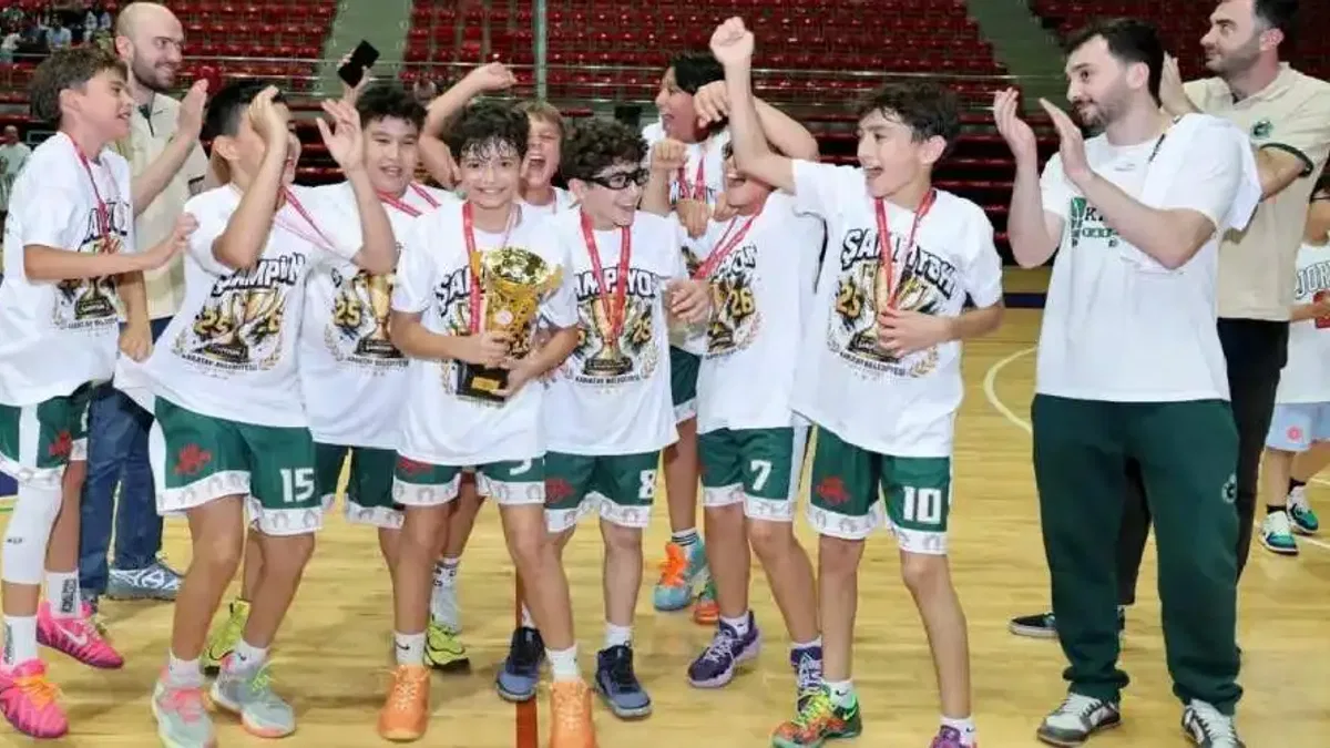 Karatay U12 A Takımı potada Konya Şampiyonu oldu