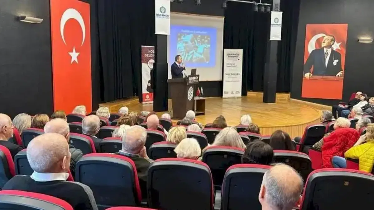 İstanbul’da Atatürk ve Cumhuriyet söyleşisi