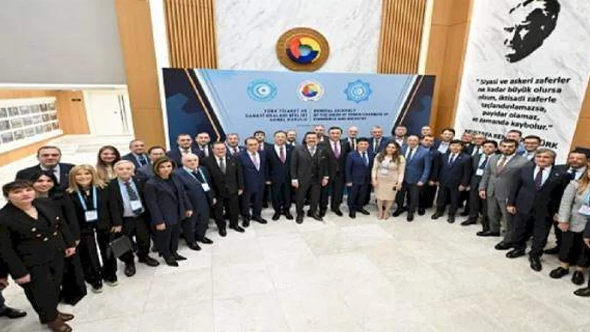 Rifat Hisarcıklıoğlu güven tazeledi