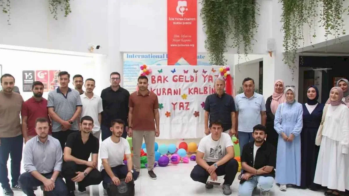 İYC Bursa'dan yaz okulu