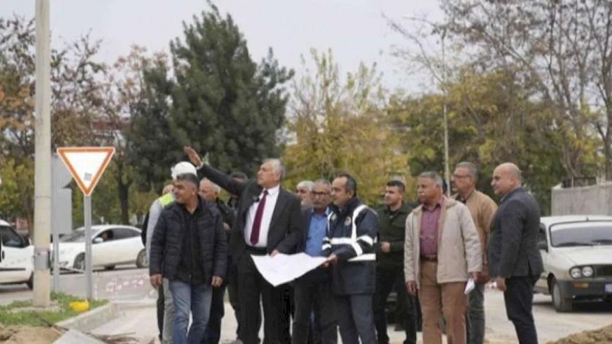 Adana'nın dört bir yanı şantiyeye döndü