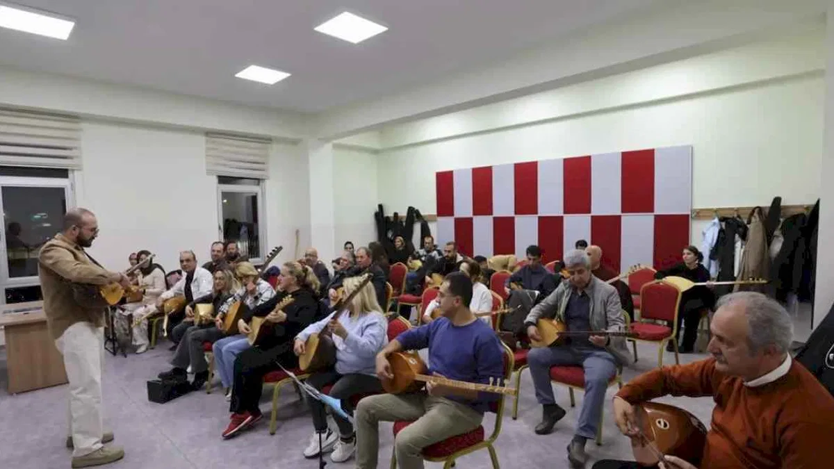 Kayseri Büyükşehir Konservatuvarı 2024 kış dönemi kursları bin 952 kursiyer ile eğitimlere başladı