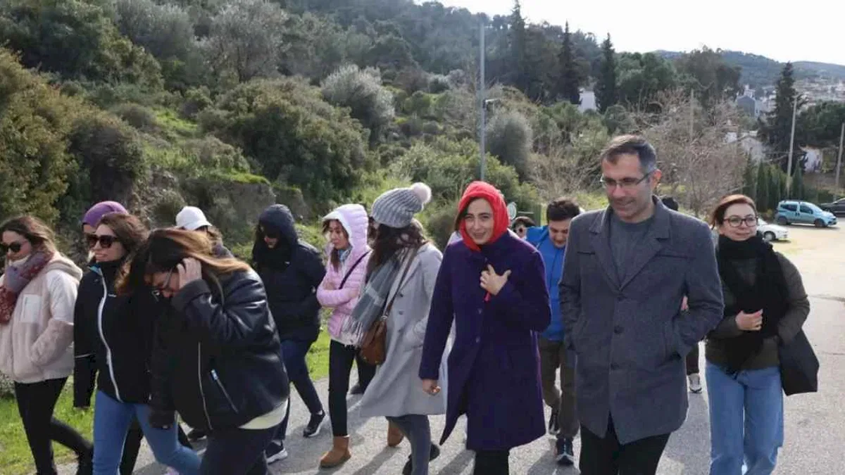 İzmir Güzelbahçe'de ders sonrası doğa keyfi