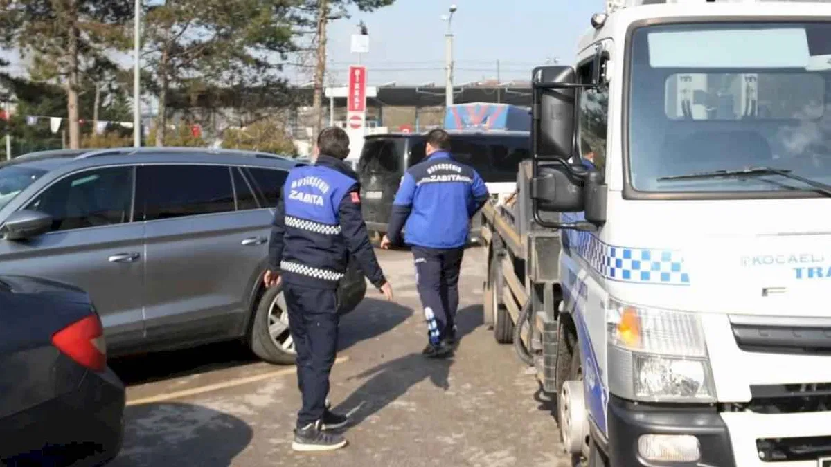 Kocaeli Zabıtası 2 bin 736 aracı çekti!