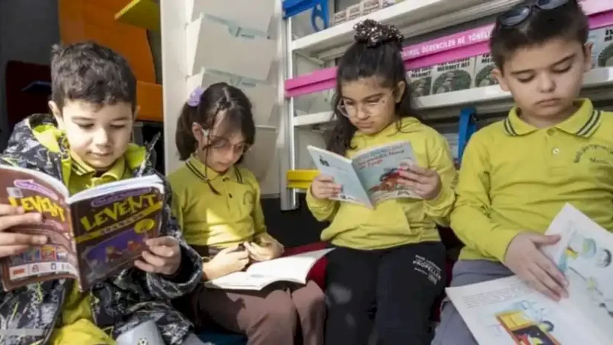Mersin'de çocuklara sanat ve edebiyat dolu bir gün