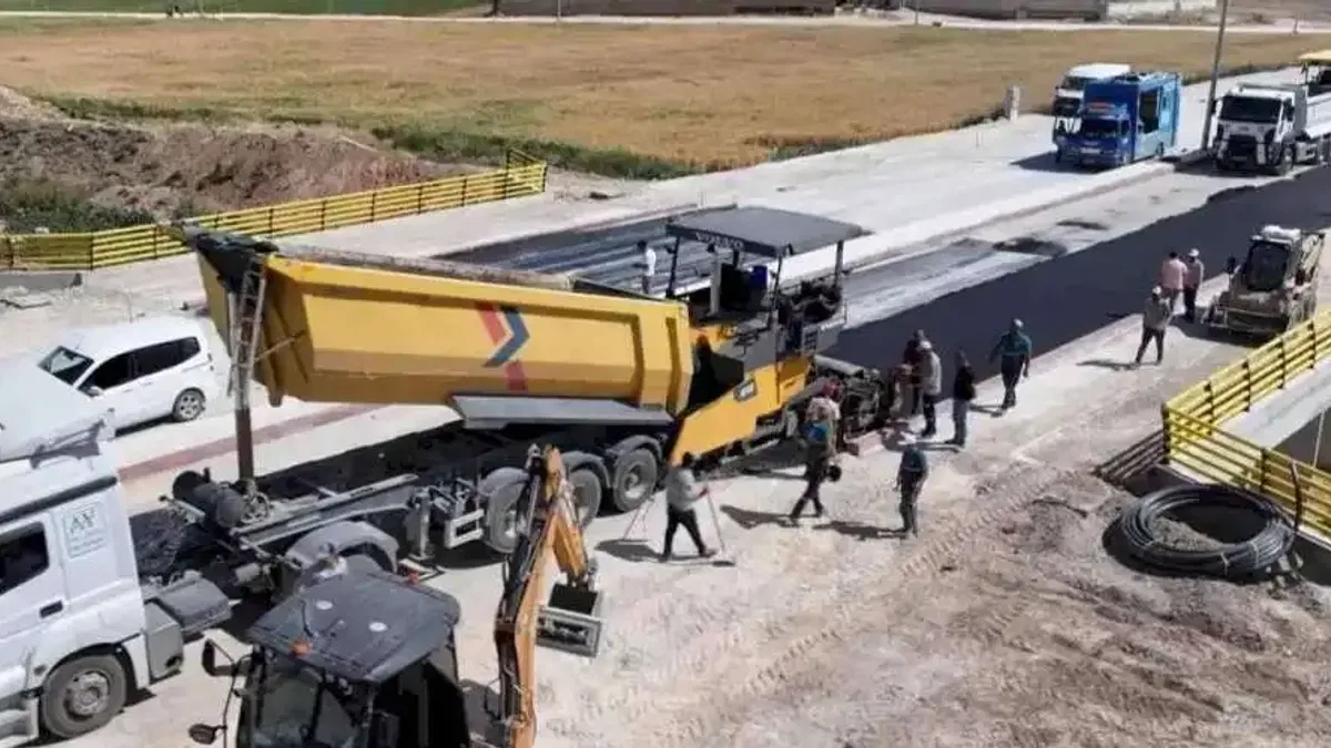 Konya Karaaslan Mahallesi’ne sıcak asfalt