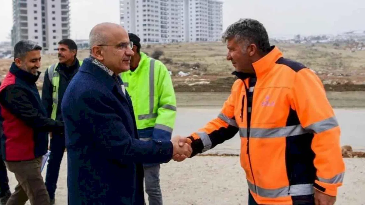 Malatya Büyükşehir'den yol çalışması