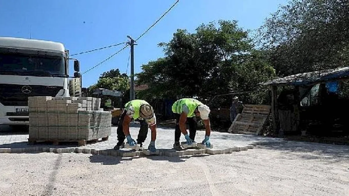 Olukman Mahallesinin Sokakları Parke Taşla Kaplanıyor