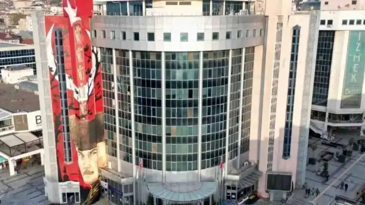 İzmit Belediyesi vatandaşları dolandırıcılara karşı uyardı