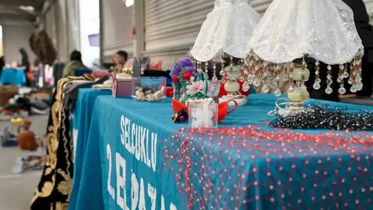 Konya Selçuklu’da 2. El Pazarı'na yoğun ilgi
