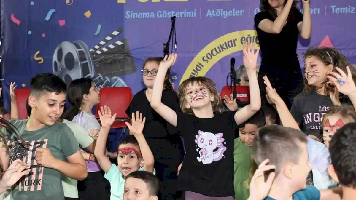Bursa Osmangazi’de yaz etkinlikleri mahallelere neşe getirdi