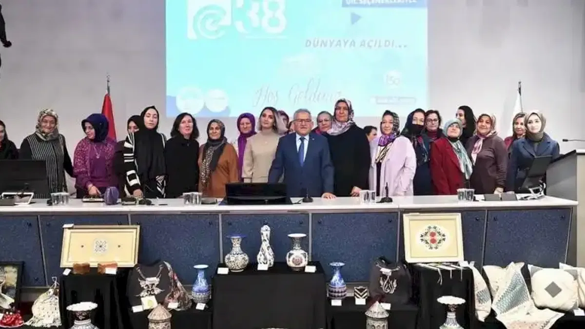 e 38 kent ekonomisini canlandırıyor