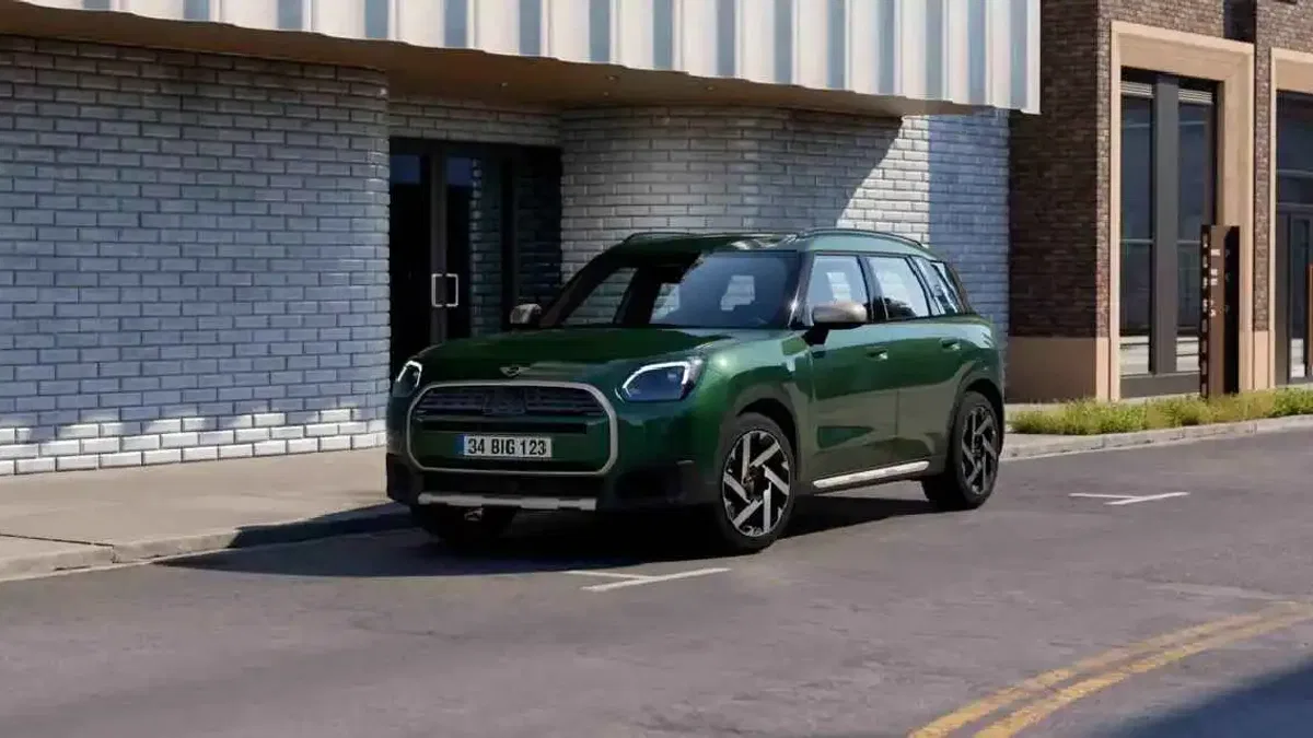 Yenilenen tasarım paketiyle MINI Countryman MINI Online Store’da