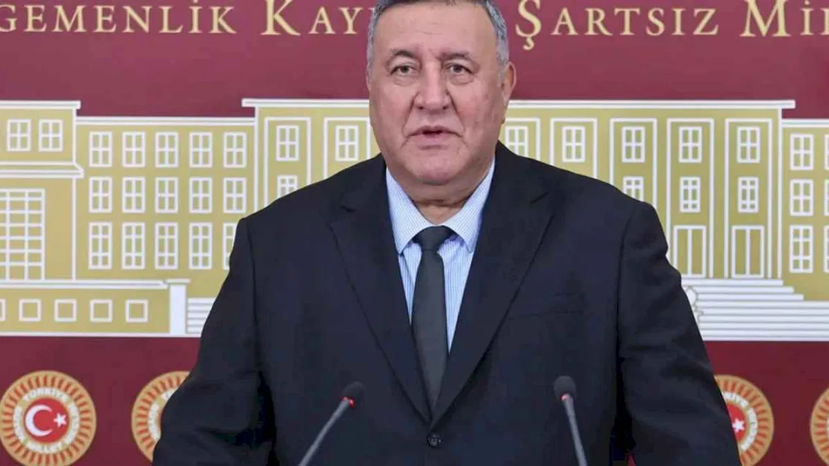 CHP'li Gürer küçük esnafın 'hiper' sorununu dile getirdi