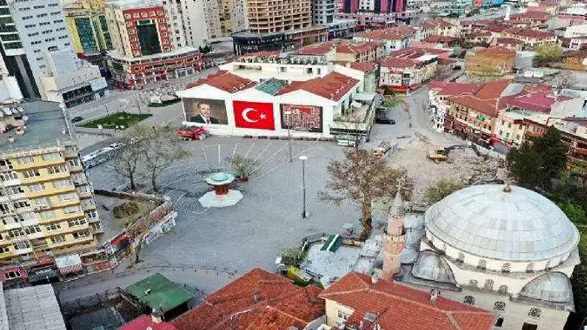 Bursa'da Şehreküstü esnafı otoparktan yana dertli