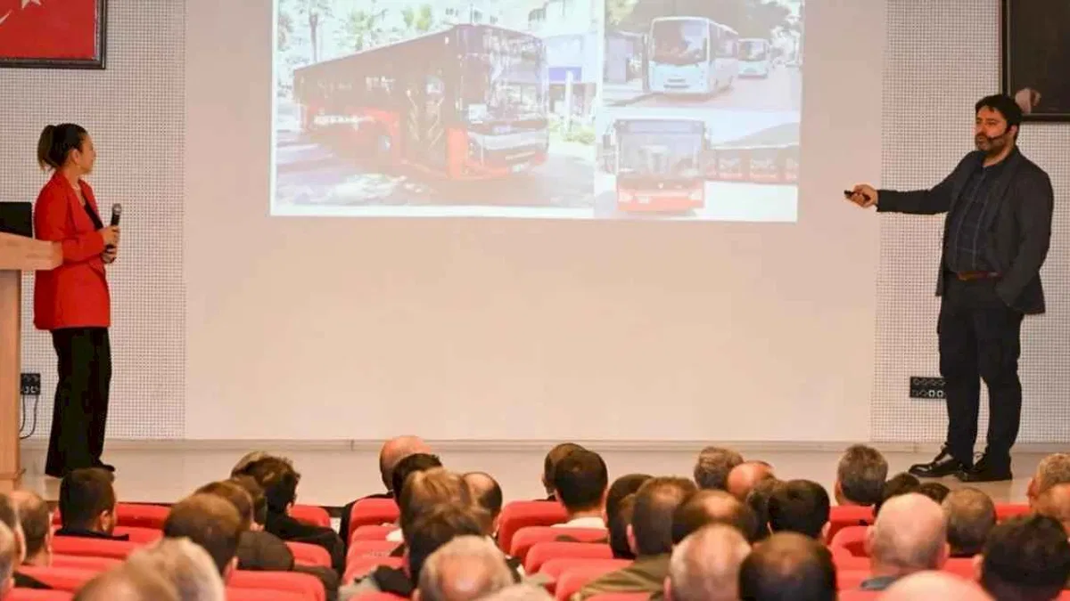 Manisa Büyükşehir’den bin şoföre nezaket eğitimi