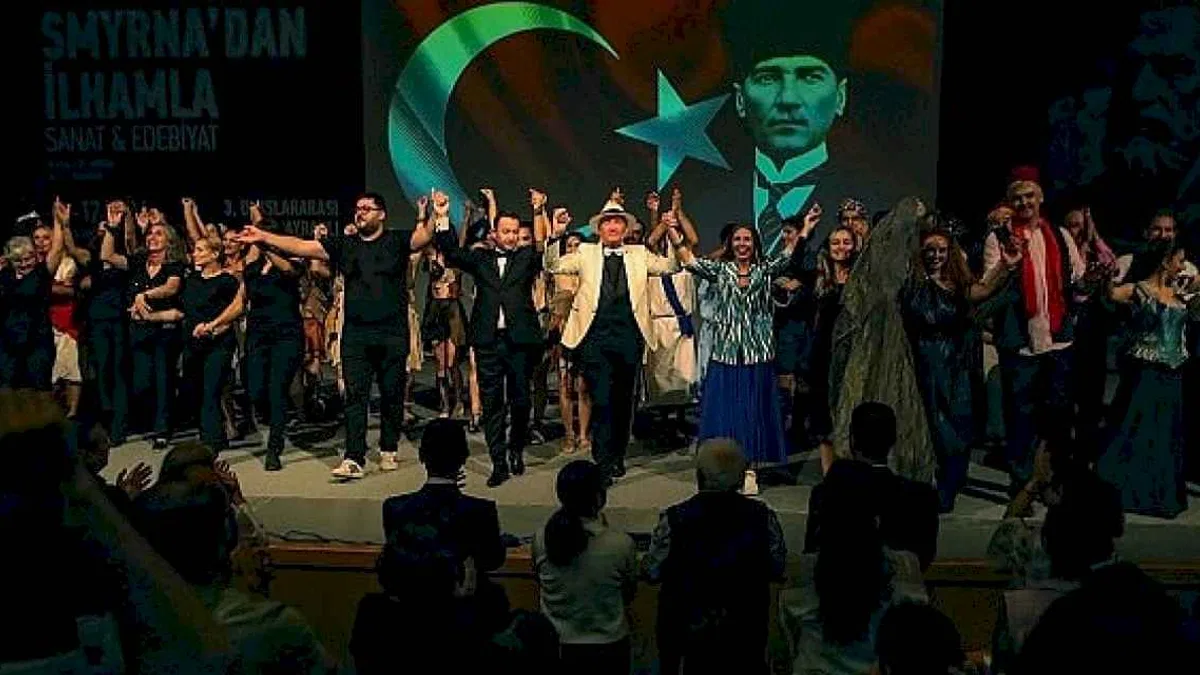 Bayraklı'nın Uluslararası Homeros Festivali'ne muhteşem final