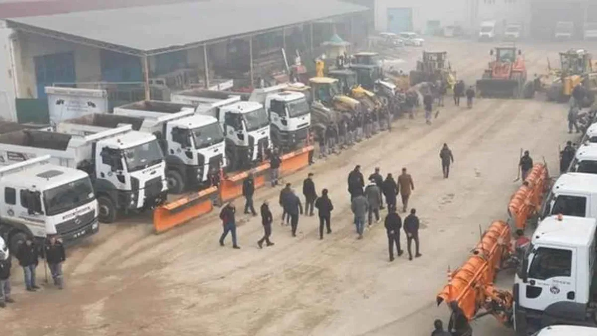 Bursa İnegöl Belediyesi kar yağışına hazır