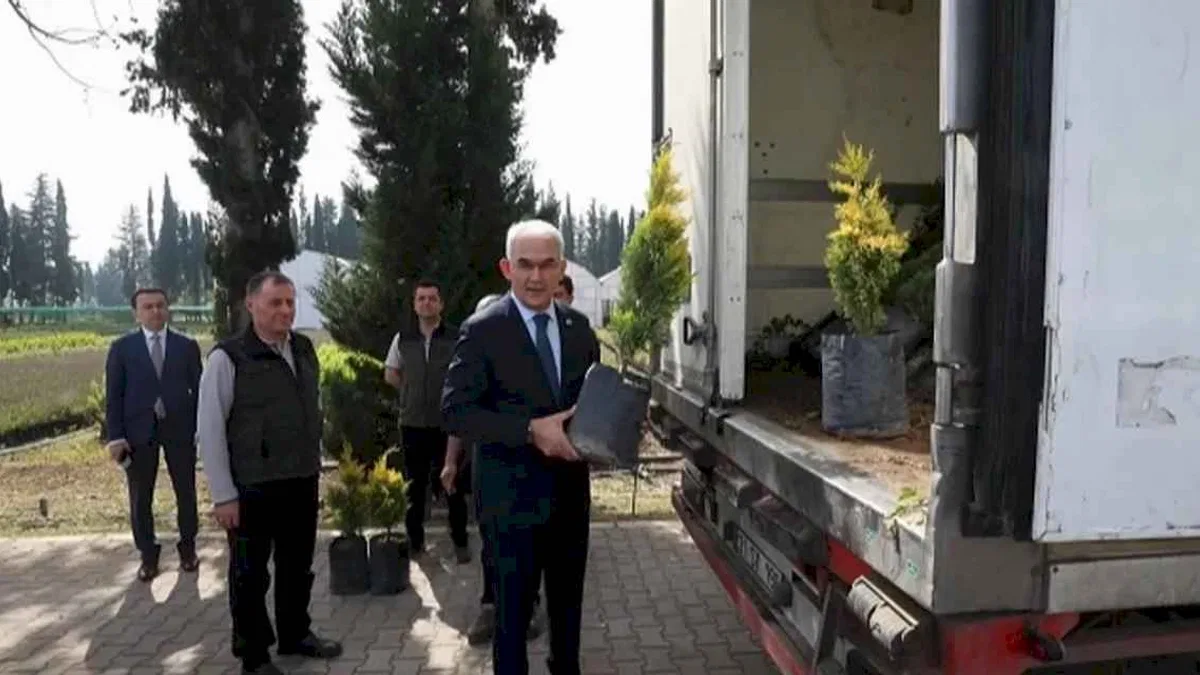 100 bin fidan kardeş ülke için yola çıktı