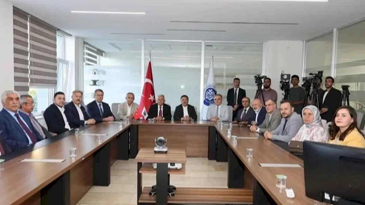 ERÜ’de yenilenen bölümlere açılış