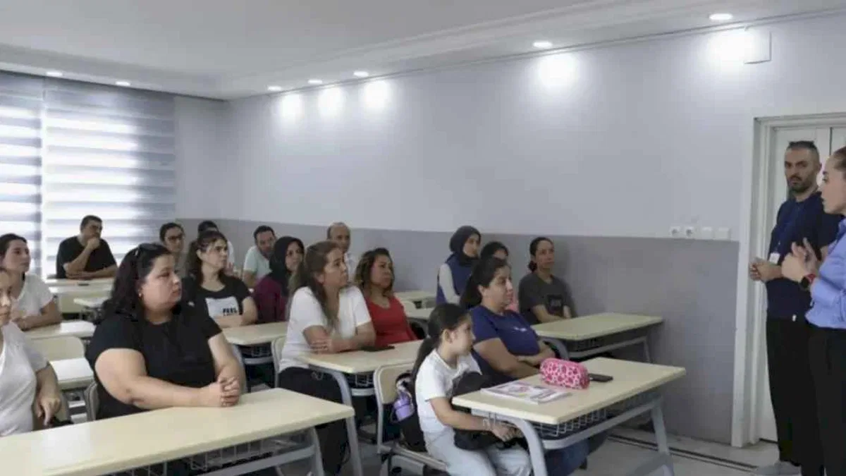 Mersin Büyükşehir’den velilere eğitim desteği